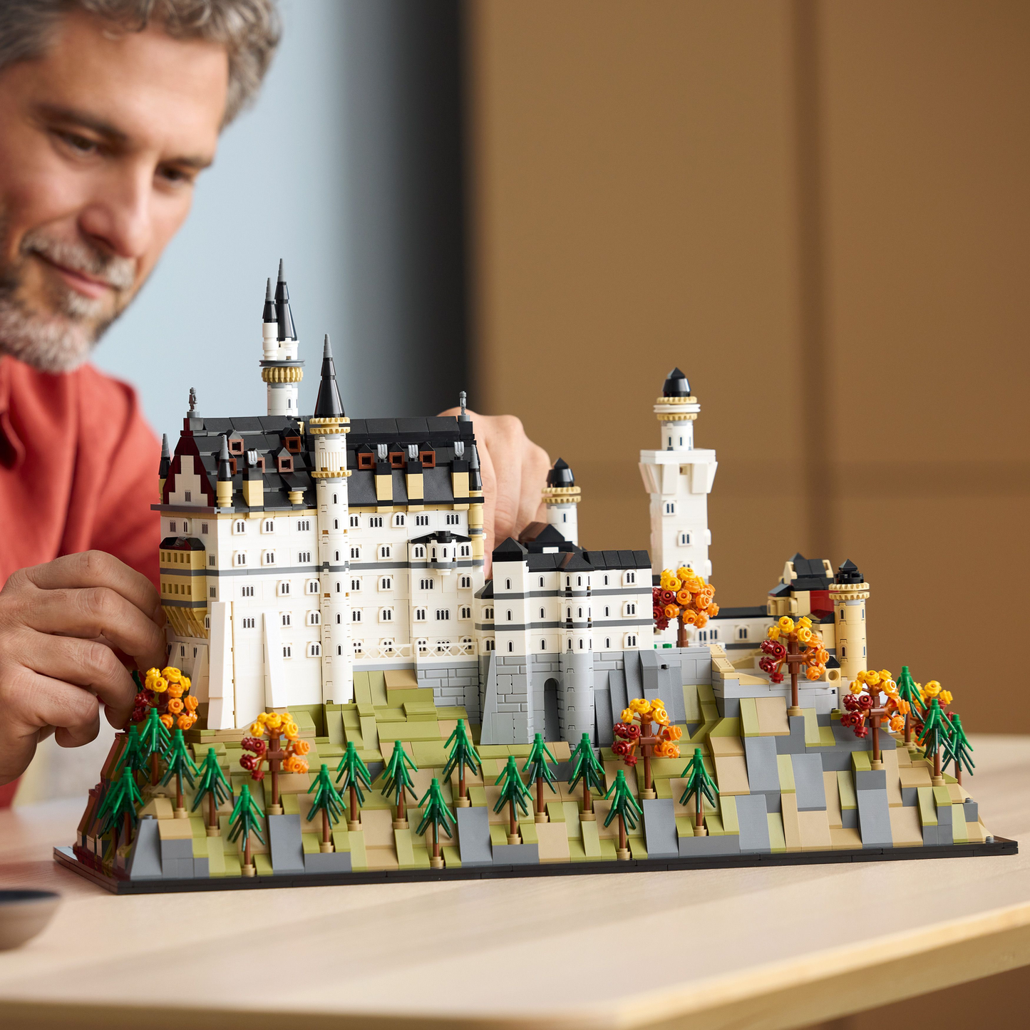 LEGO Architecture: Neuschwanstein Castle (21063)