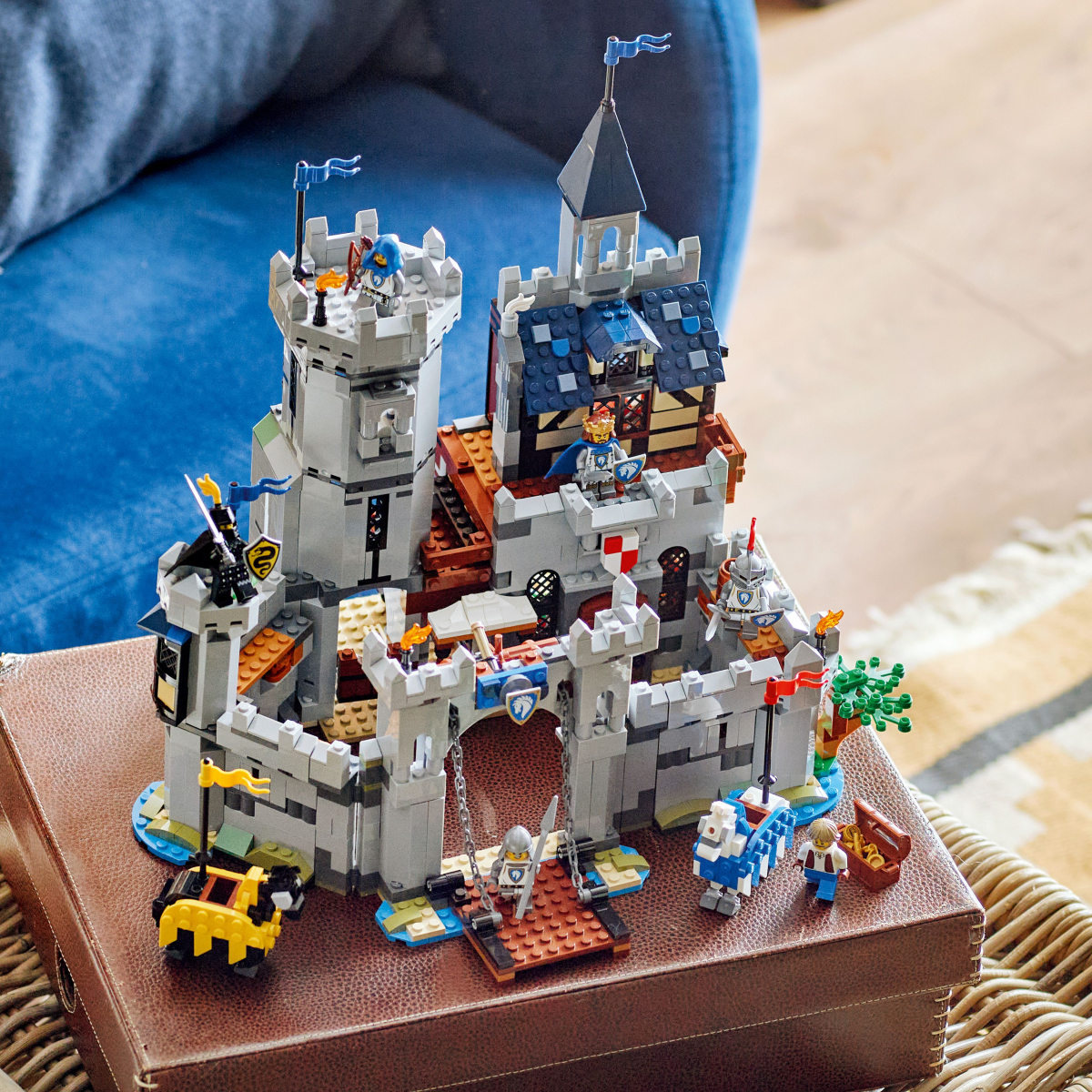 LEGO Creator 3in1: Medieval Horse Knight Castle (31168)