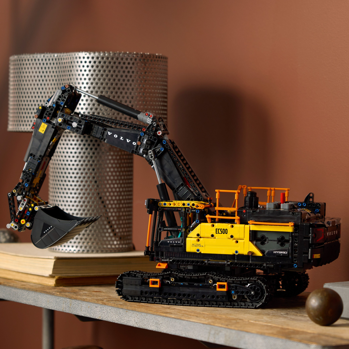 LEGO Technic: Volvo EC500 Hybrid Excavator (42215)
