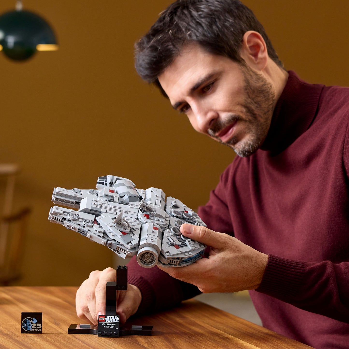 LEGO Star Wars 25 Years: Millennium Falcon (75375)