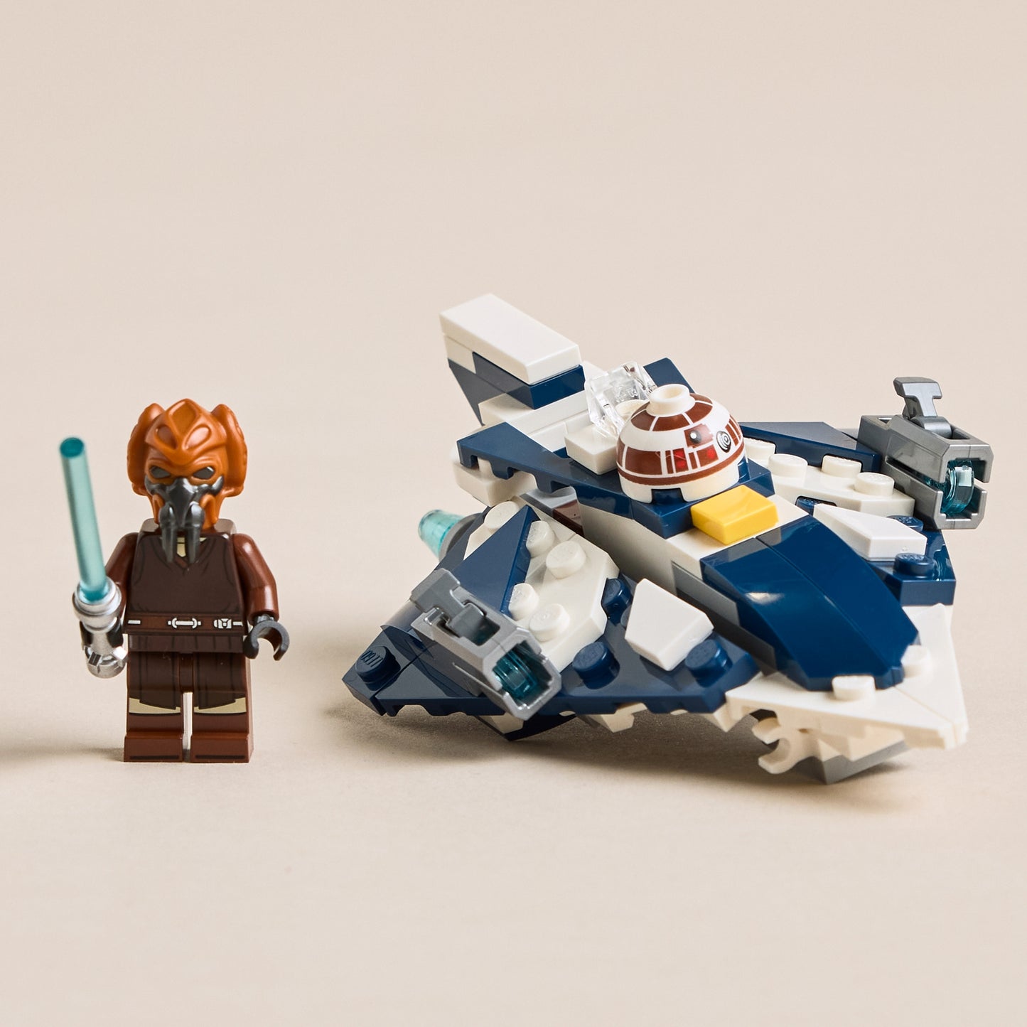 LEGO Star Wars | Plo Koon's Jedi Starfighter™ Microfighter (75400)