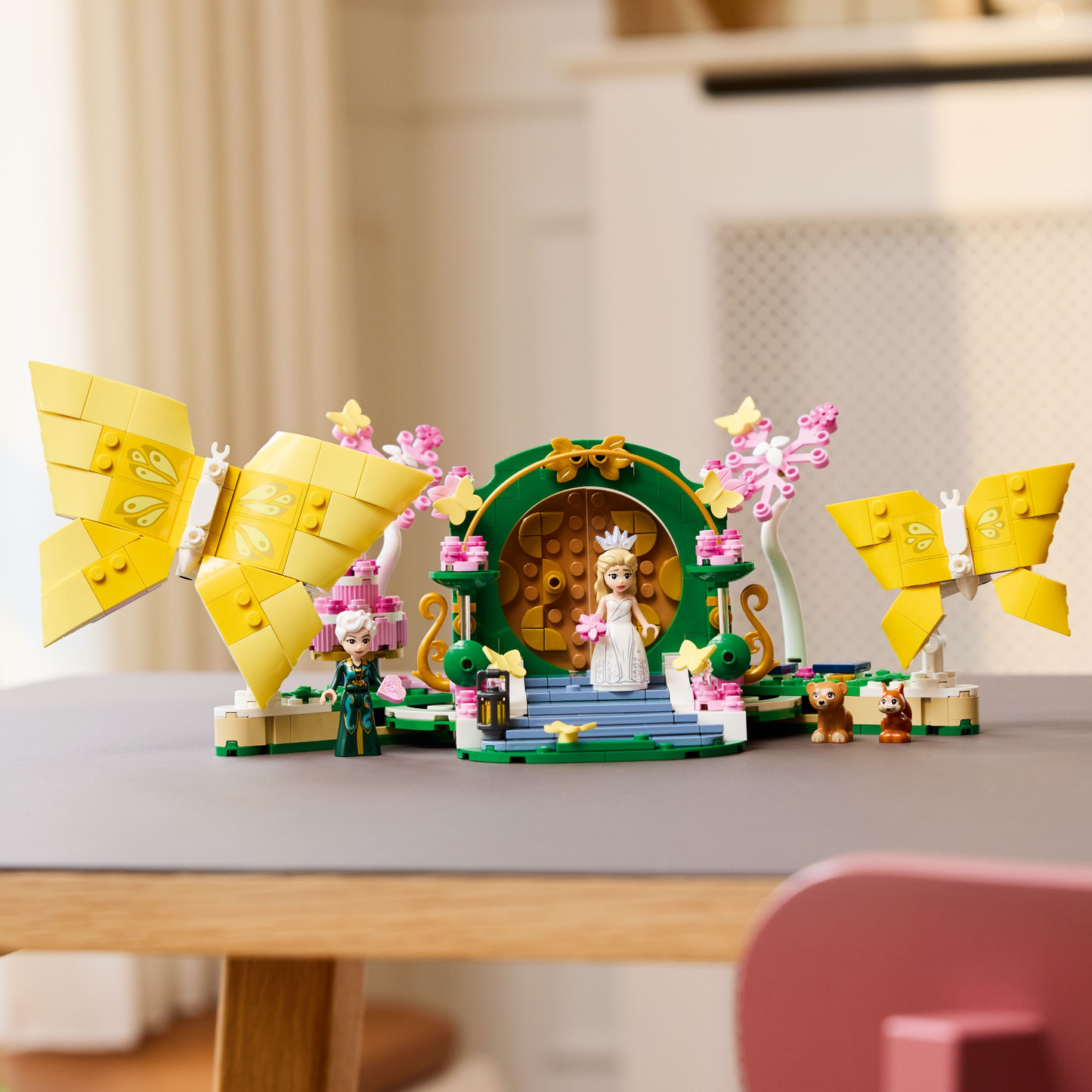 PRE-ORDER! LEGO Wicked: Glinda's Wedding Day (75688)