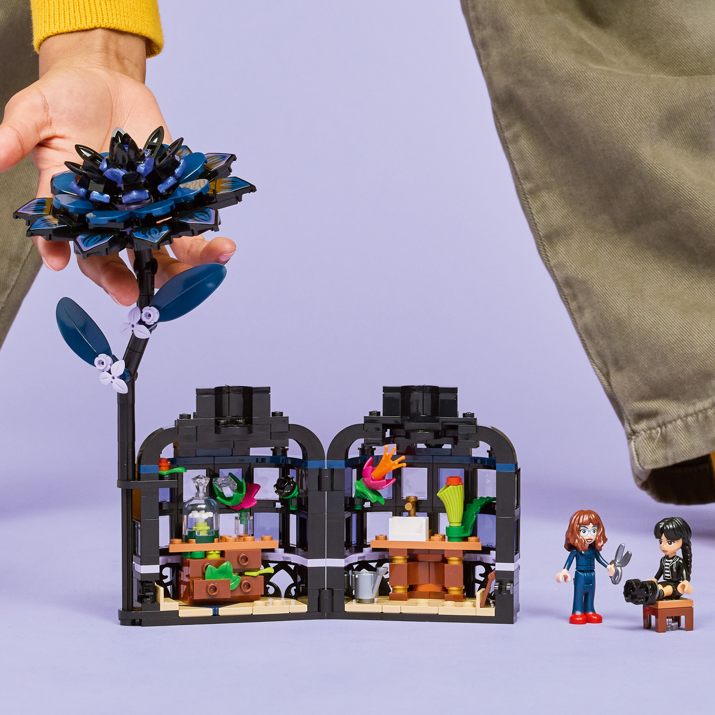 LEGO Wednesday Black Dahlia Flower (76784)