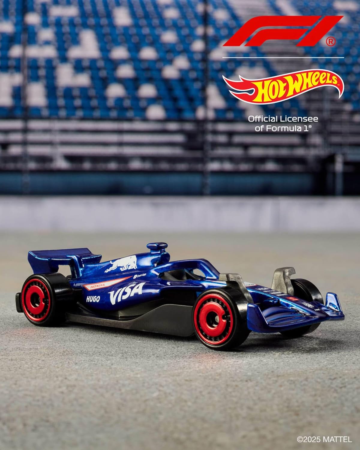 Hot Wheels Toy Cars Formula 1 5-Pack, Set of 5 1:64 Scale Die-Cast Vehicles Featuring F1 Racing Team Decos, Collectible Race Cars, JGF58