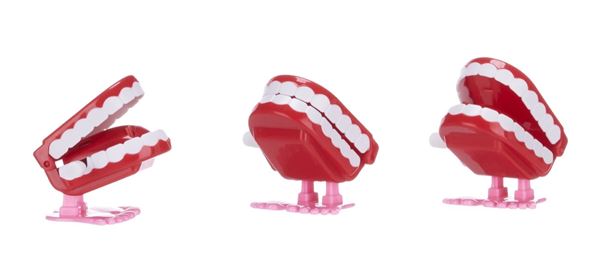 Playmax Wind-Up Funny Teeth
