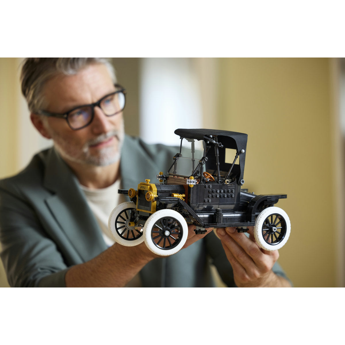 LEGO ICONS: Ford Model T (11376)