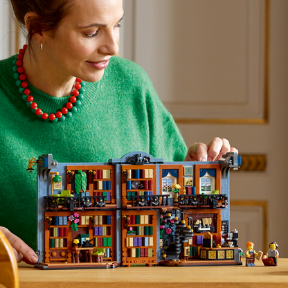 PRE-ORDER - LEGO Icons: Bookshop: Book Nook (11379)