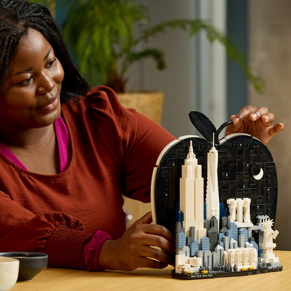 LEGO Architecture: New York City – The Big Apple (21066)