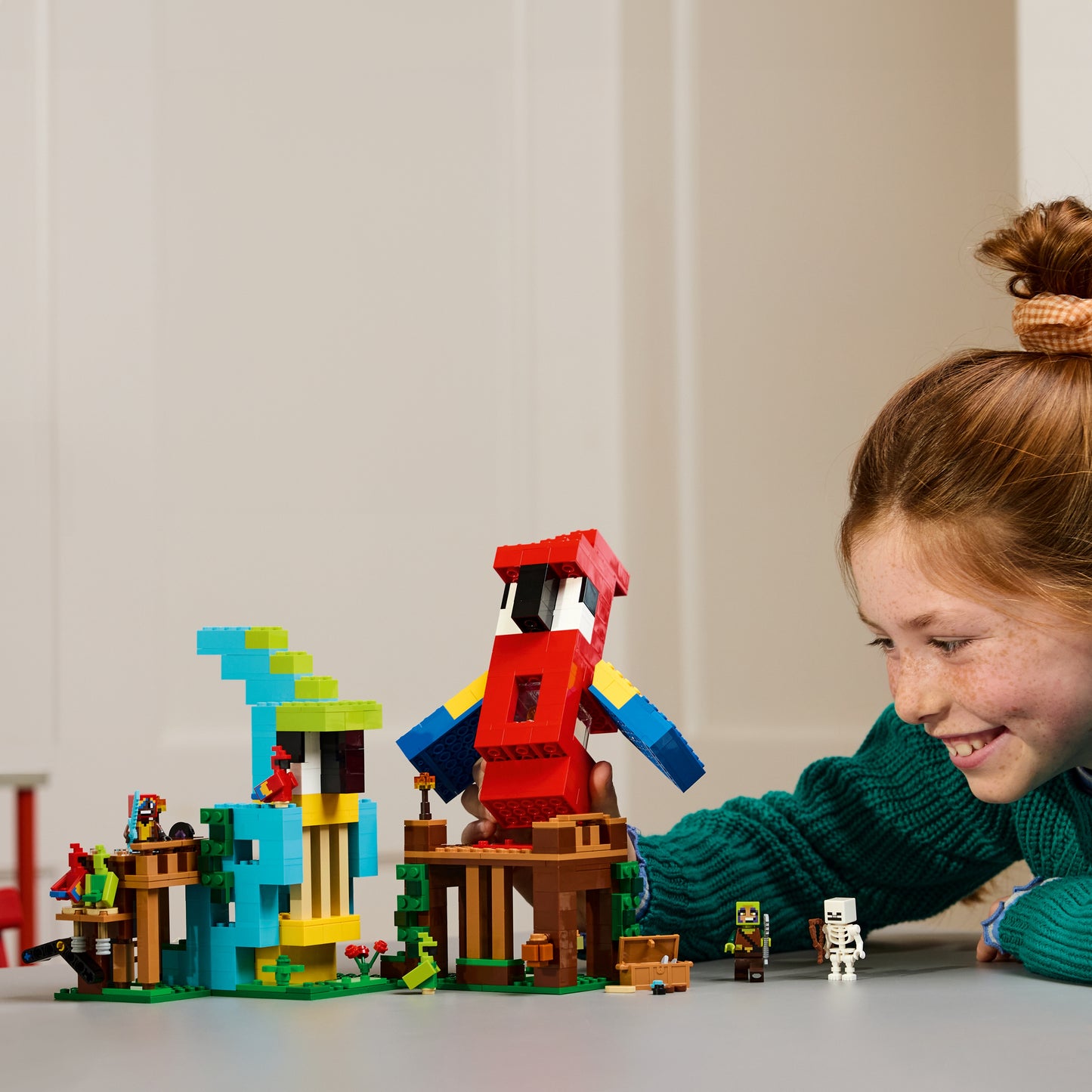 LEGO Minecraft: The Parrot Houses (21282)