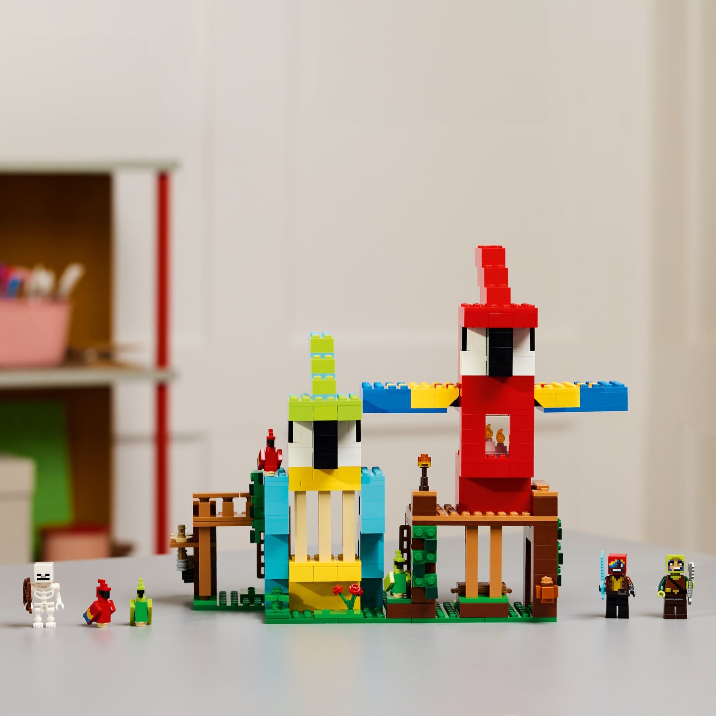 LEGO Minecraft: The Parrot Houses (21282)