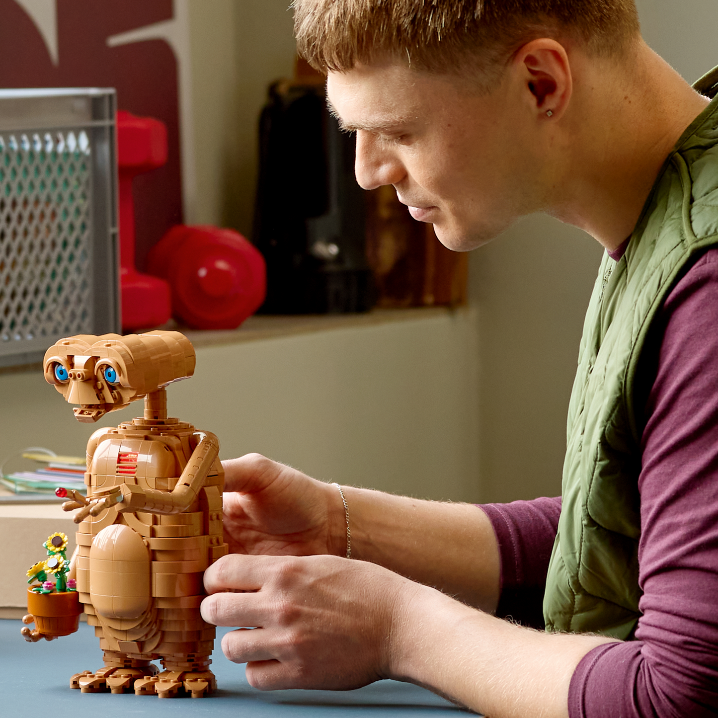 PRE-ORDER - LEGO Ideas: E.T. the Extra-Terrestrial (21370)