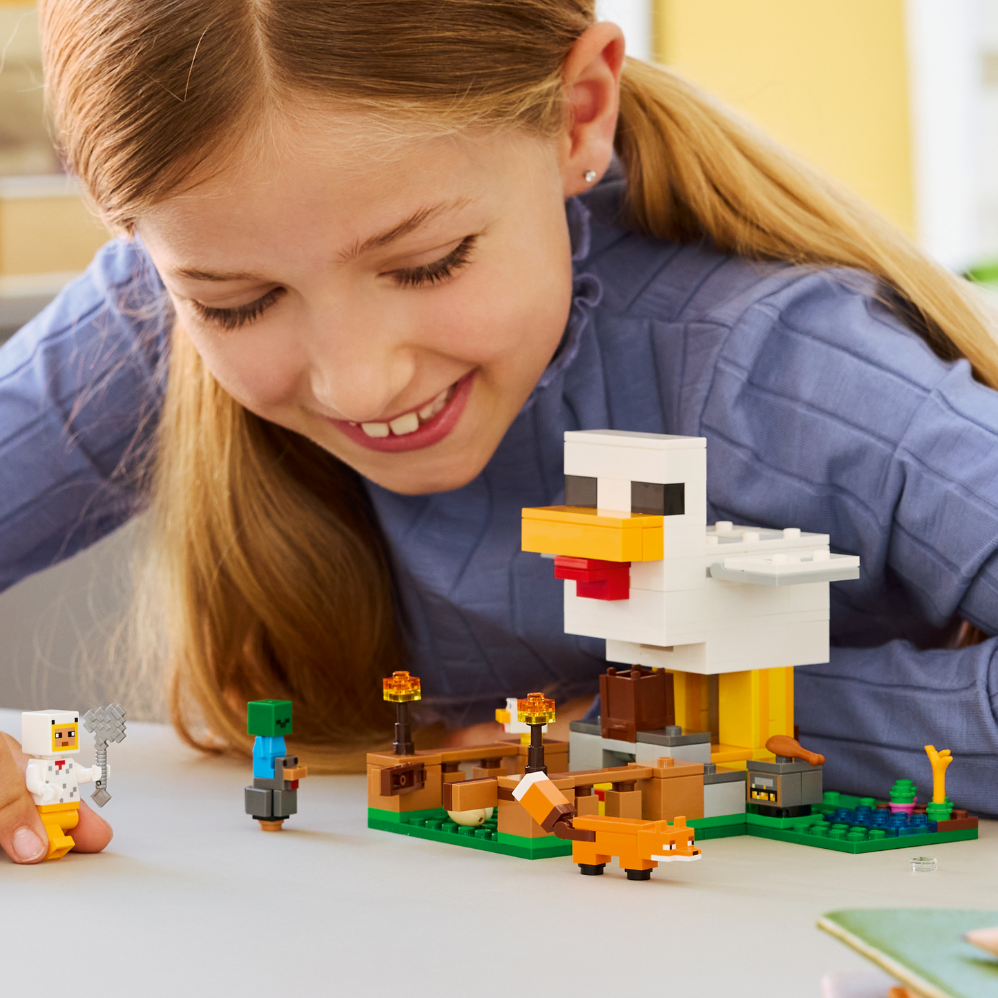 LEGO Minecraft: Chicken Farm (21585)