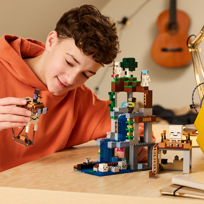 LEGO Minecraft: Ghast Station (21597)