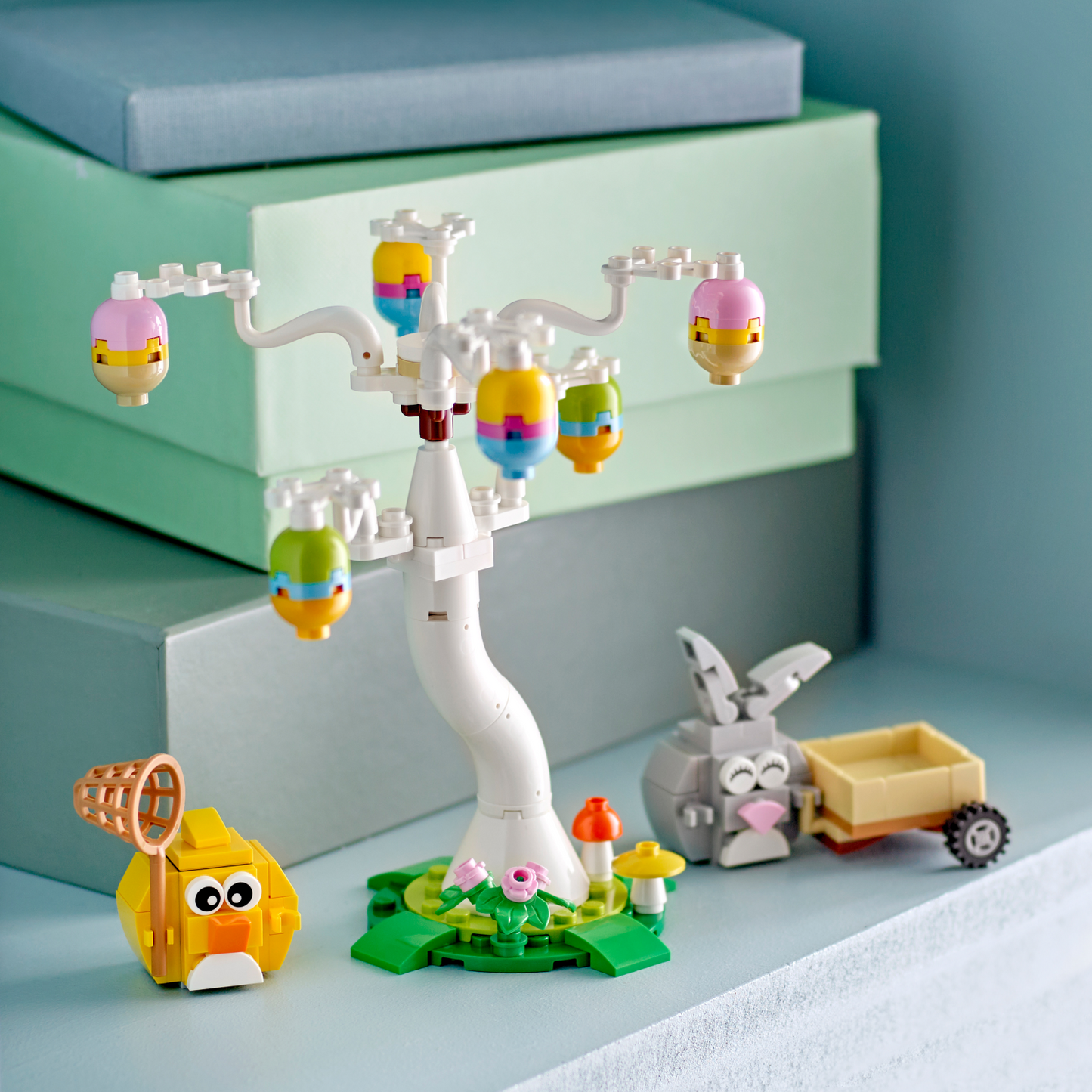 LEGO Seasons and Occasions: Easter Bunny and Chick Egg Hunt (40808)
