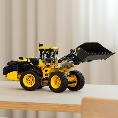 LEGO Technic | Volvo L120 Electric Wheel Loader (42209)