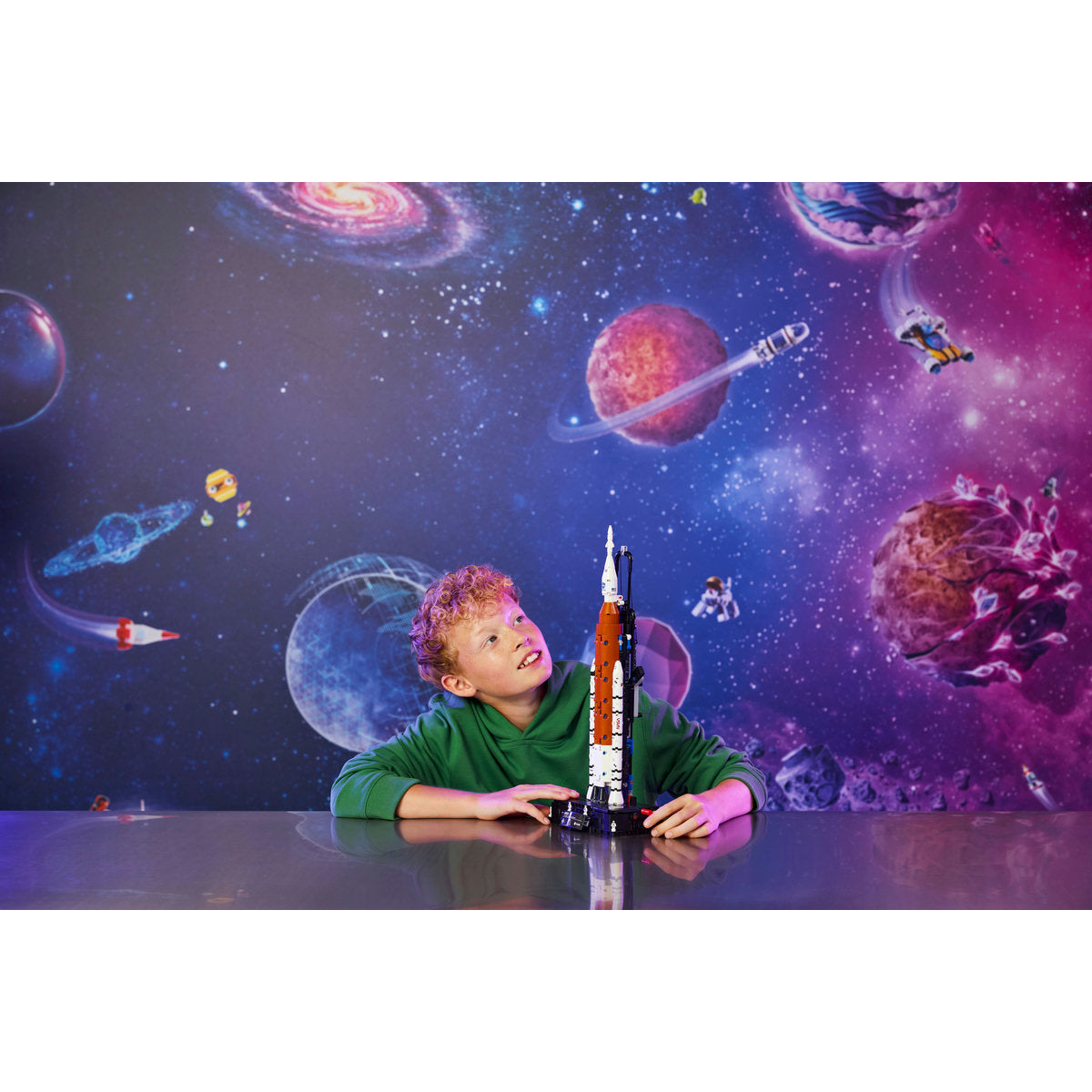 LEGO Technic NASA Artemis Space Launch System Rocket (42221)