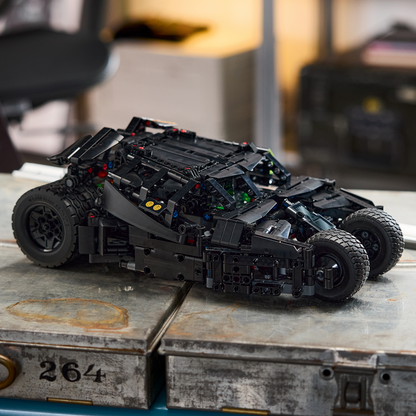 LEGO Technic: Batmobile™ Tumbler (42239)