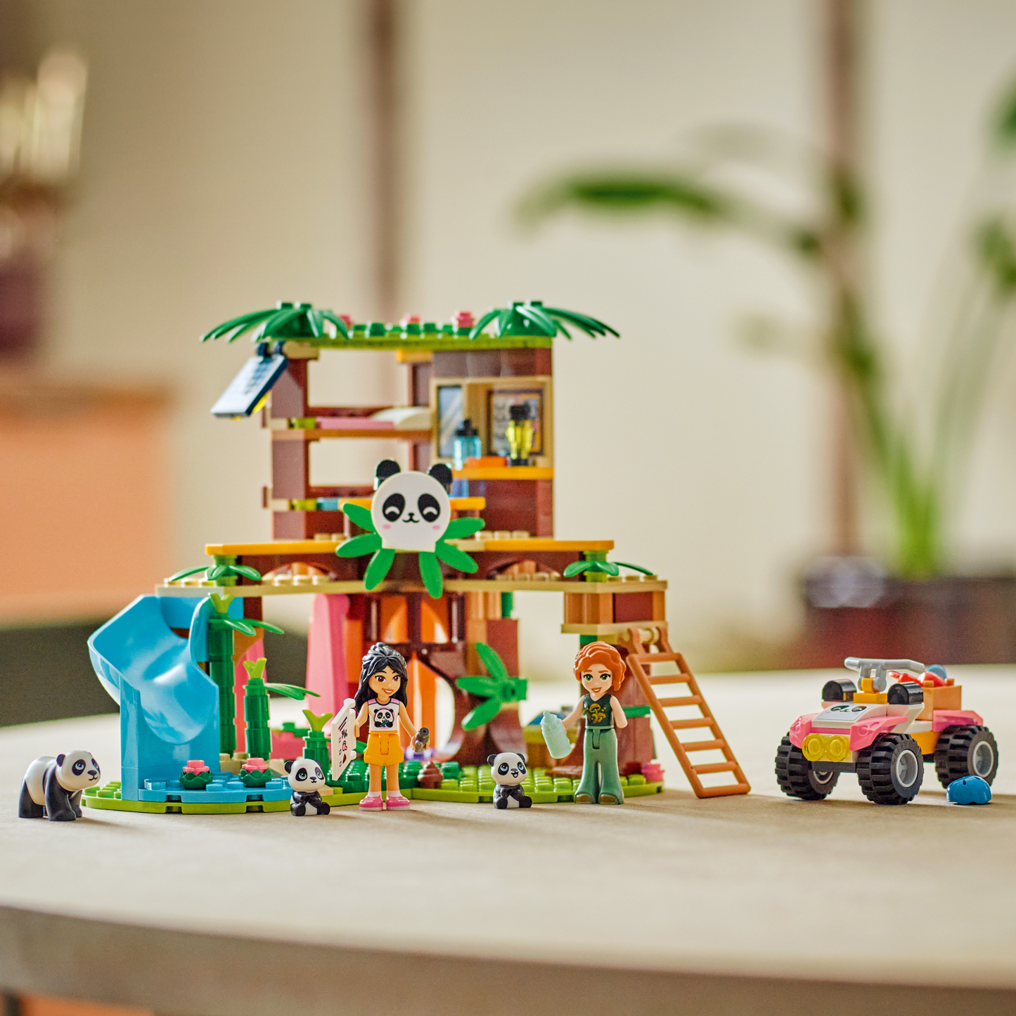 LEGO Friends: Panda Sanctuary Animal Care (42648)