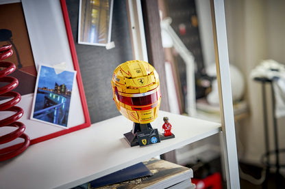 LEGO Editions | Scuderia Ferrari HP Lewis Hamilton Helmet (43022)