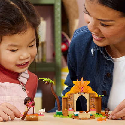 Lego Disney: Moana - Village House & Boat (43282)