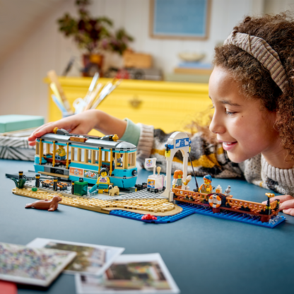 LEGO City: Classic Beach Tram (60506)