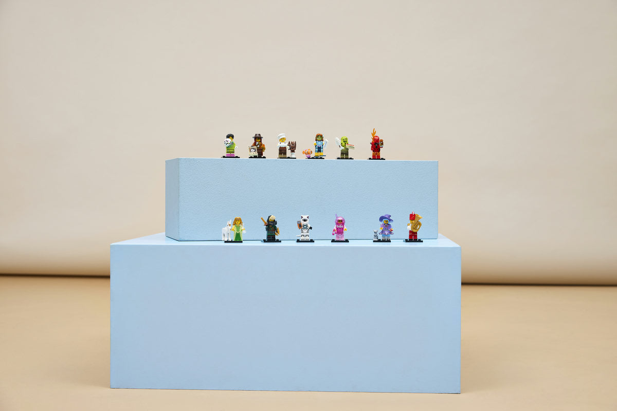 LEGO (71052) Series 29 Minifigures (Sealed 24 Packs)