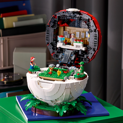 PRE-ORDER - LEGO Pokemon: Iconic Trainer Moments Poké Ball (72154)