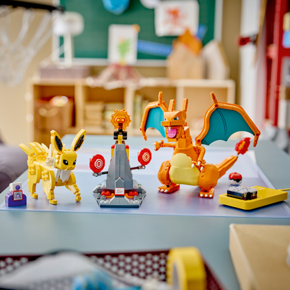LEGO Pokemon: SMART Play™: Charizard vs. Jolteon Ultimate Battle (72167)