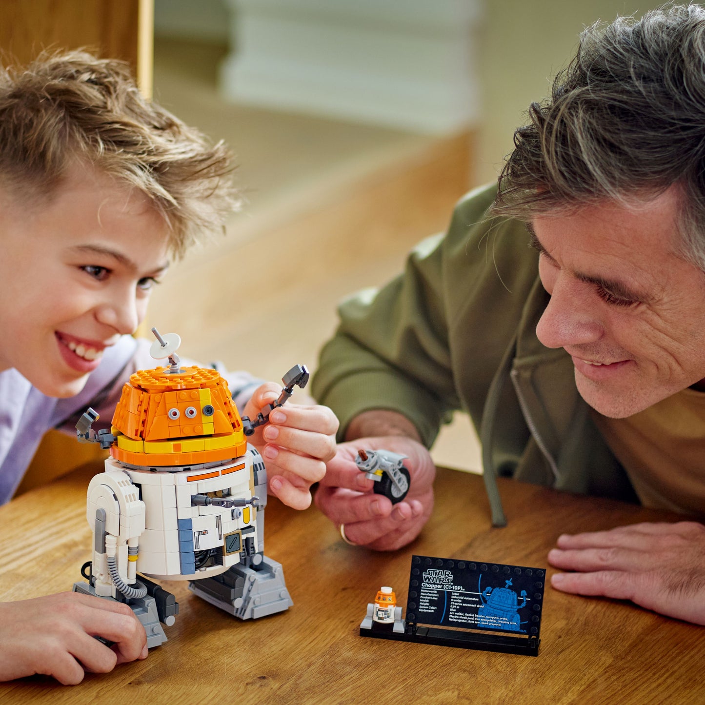 LEGO Star Wars: Chopper (C1-10P) Astromech Droid (75416)