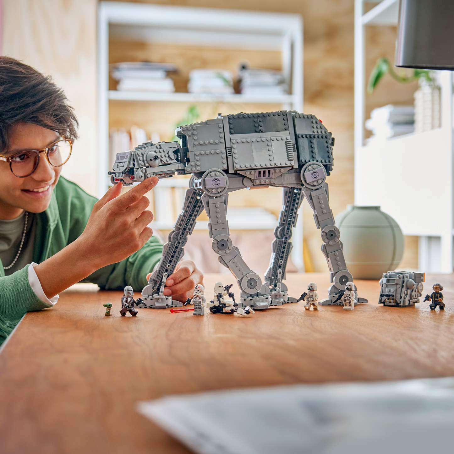 LEGO Star Wars: Imperial Remnant AT-AT™ with INT-4 (75454)