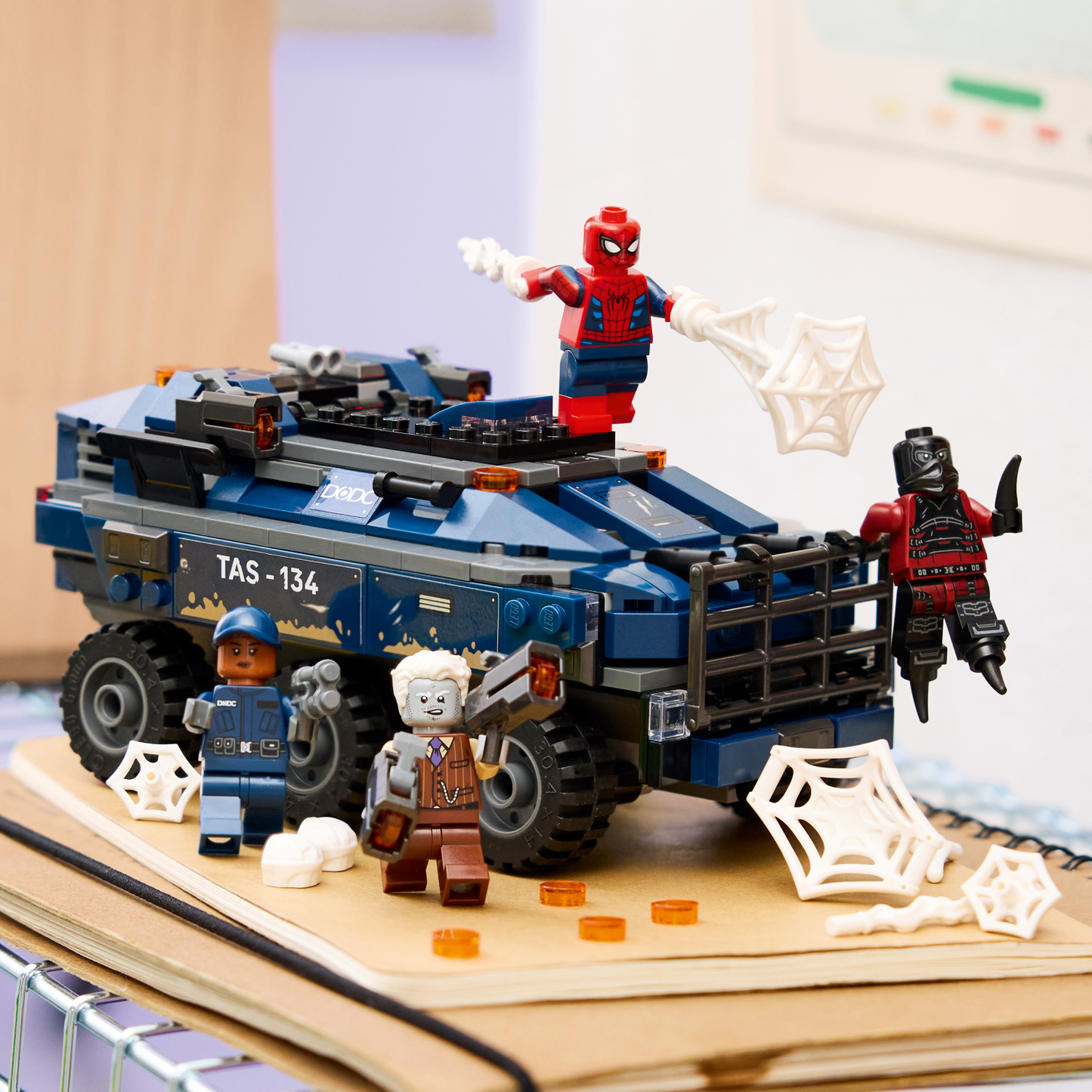LEGO Marvel: Spider-Man Prison Transport Chase (76349)