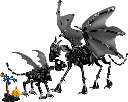 LEGO Thestral Family contents 