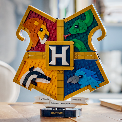 LEGO Harry Potter: Hogwarts™ House Crest (76462)
