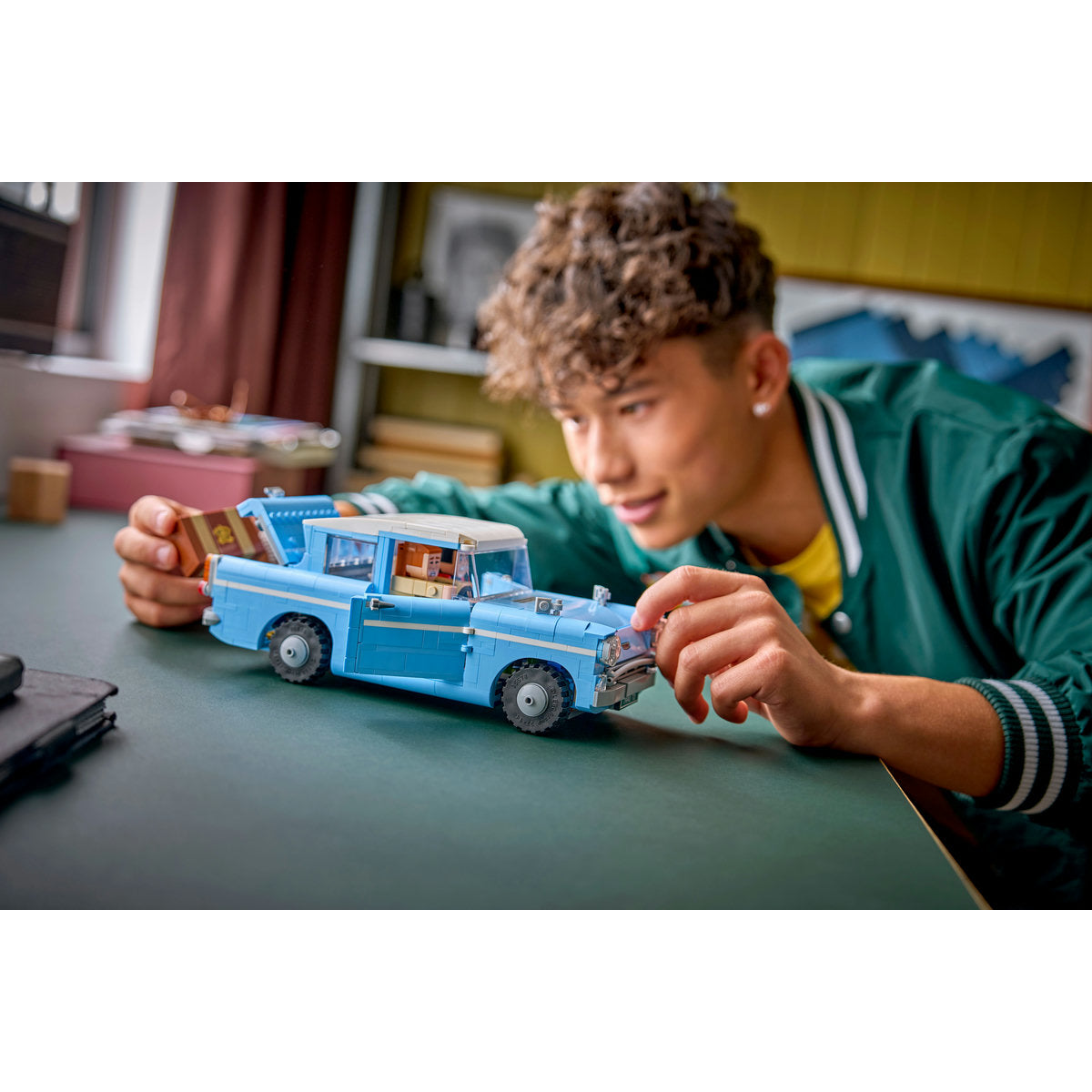 LEGO Harry Potter Enchanted Flying Ford Anglia™ Toy (76470)