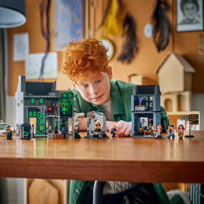 LEGO Harry Potter: Knockturn Alley™ Wizarding Shops (76471)