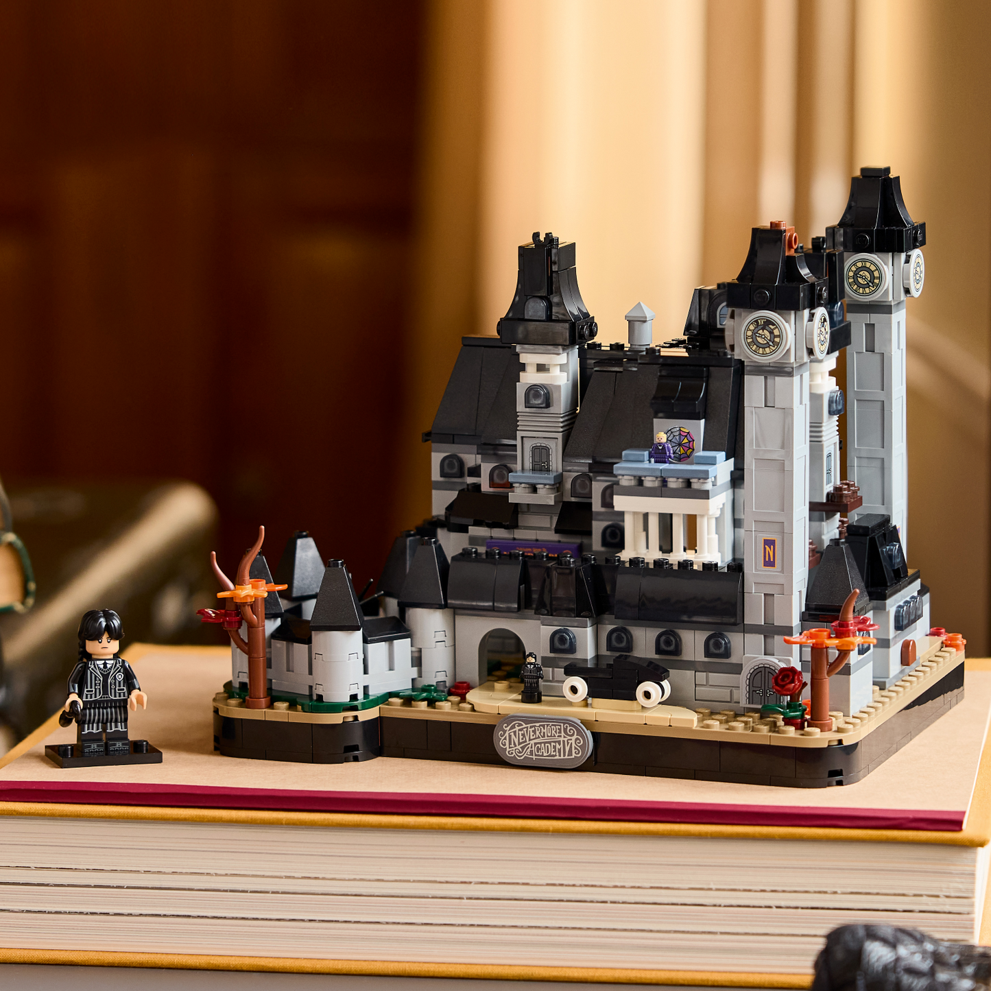 PRE-ORDER - LEGO Wednesday: Nevermore Academy (76788)