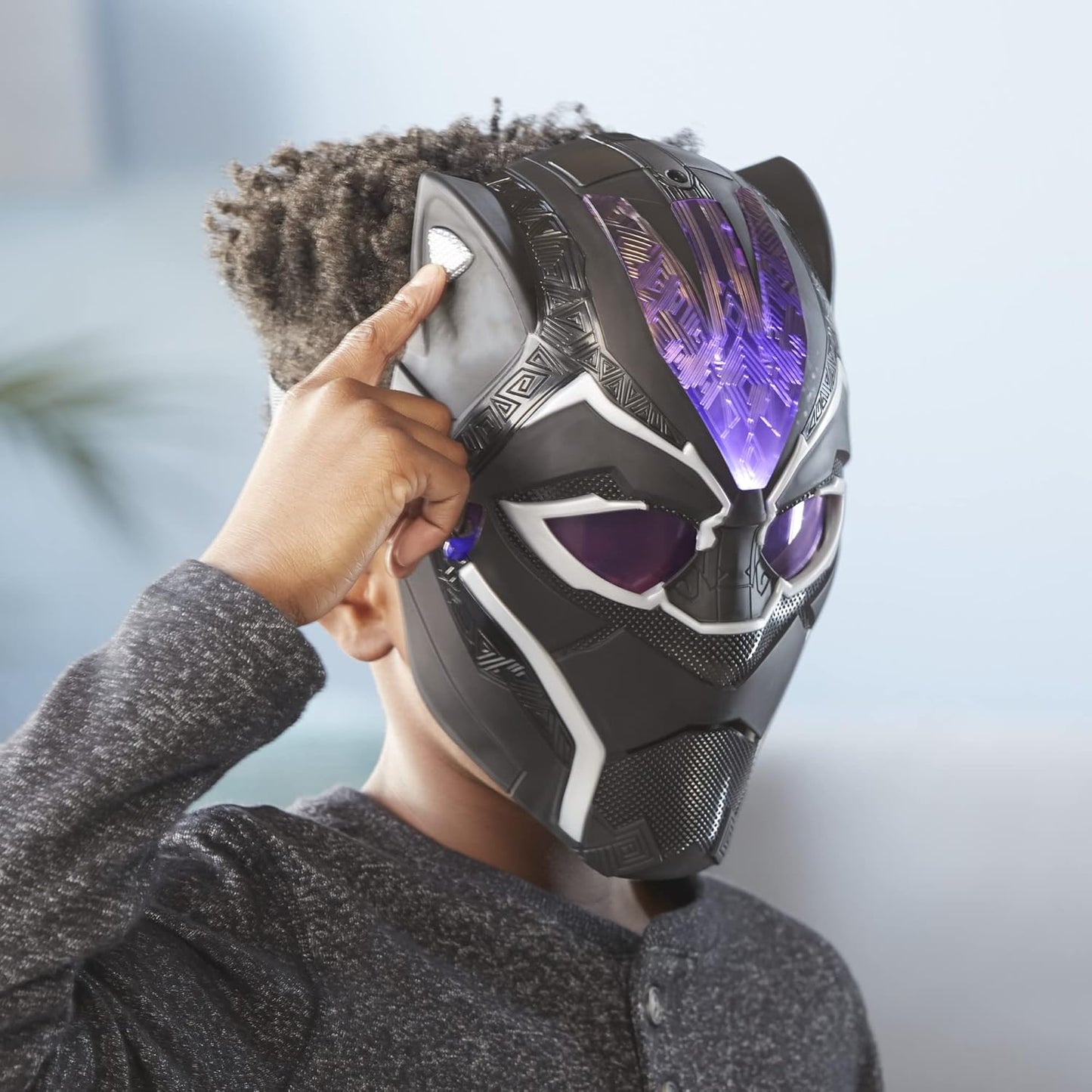 Hasbro Marvel Black Panther FX Mask Studios Legacy Collection - Black