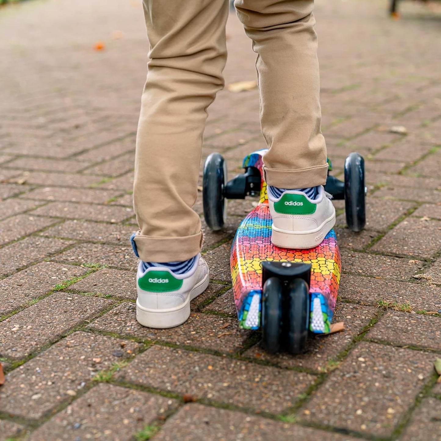 BOLDCUBE Big Fold | Three Wheel Scooter for Children | Crystal Rubix
