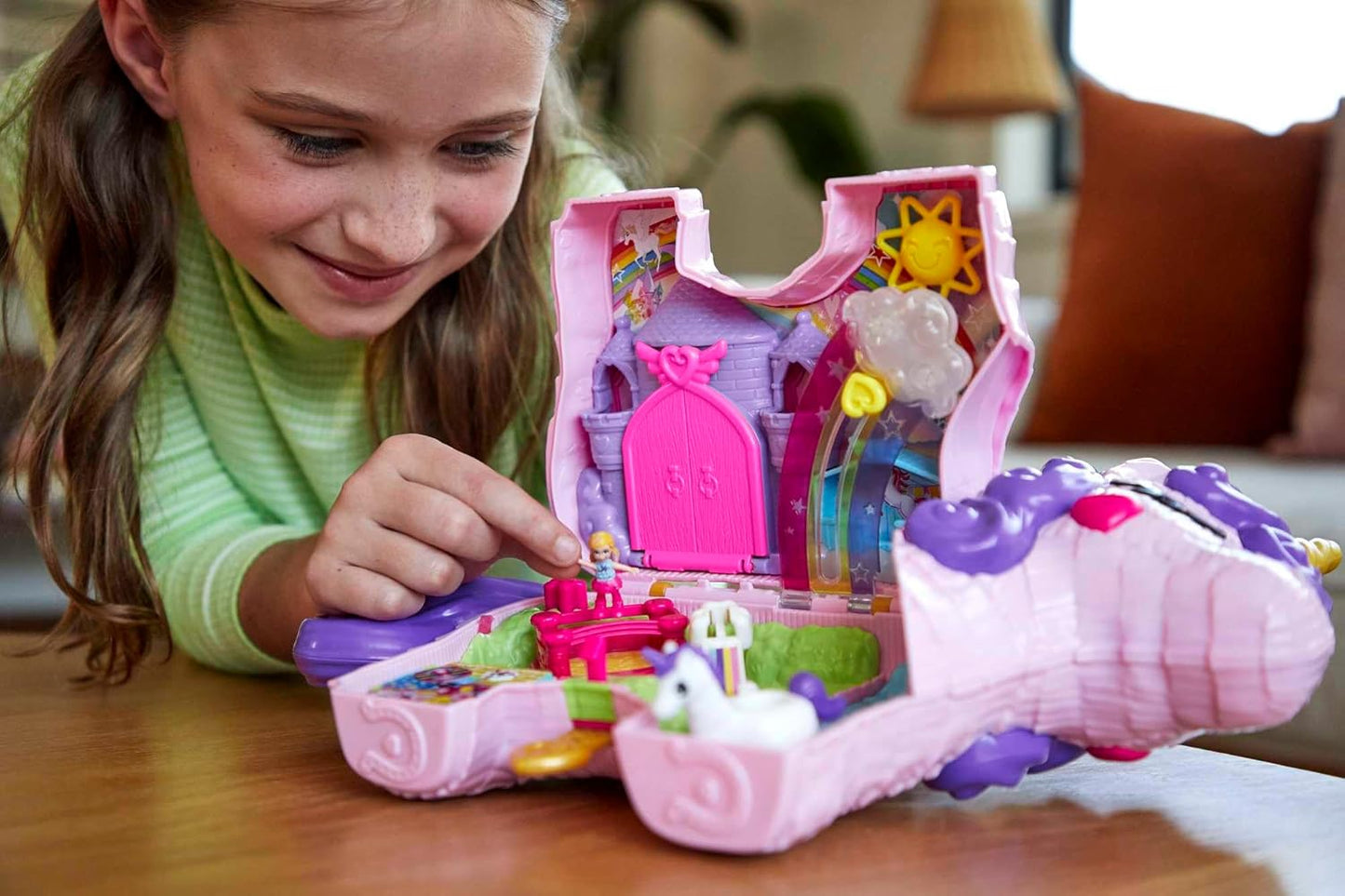 Polly Pocket Unicorn Surprise Playset (GVL88)