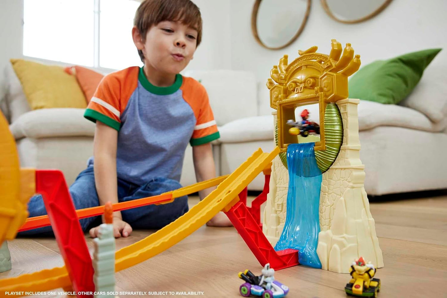 Hot Wheels The Super Mario Bros Jungle Kingdom Raceway Playset (HMK49)