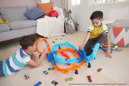 Hot Wheels Toy Car Track Set, Ultra Hots Blast Launch Face-Off (HXR71)