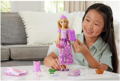 Mattel Disney Princess Toys, Rapunzel Fashion Doll with 2 Looks (JBG09)