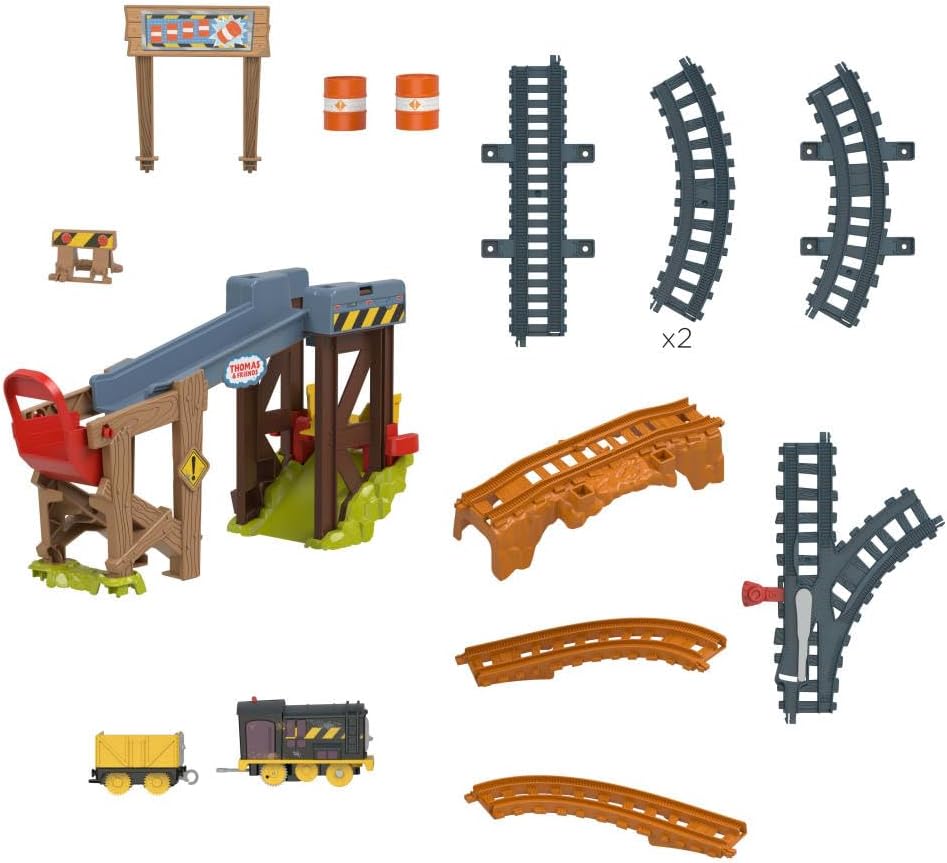 Thomas & Friends Motorized Toy Train Set Diesel’s Lift & Load Construction with Track & Cargo JBW20