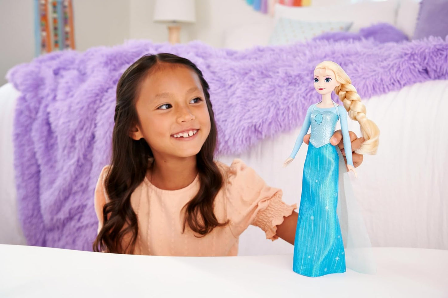 Mattel Disney Frozen Toys, Singing Elsa Doll in Signature Clothing, (JFH84)