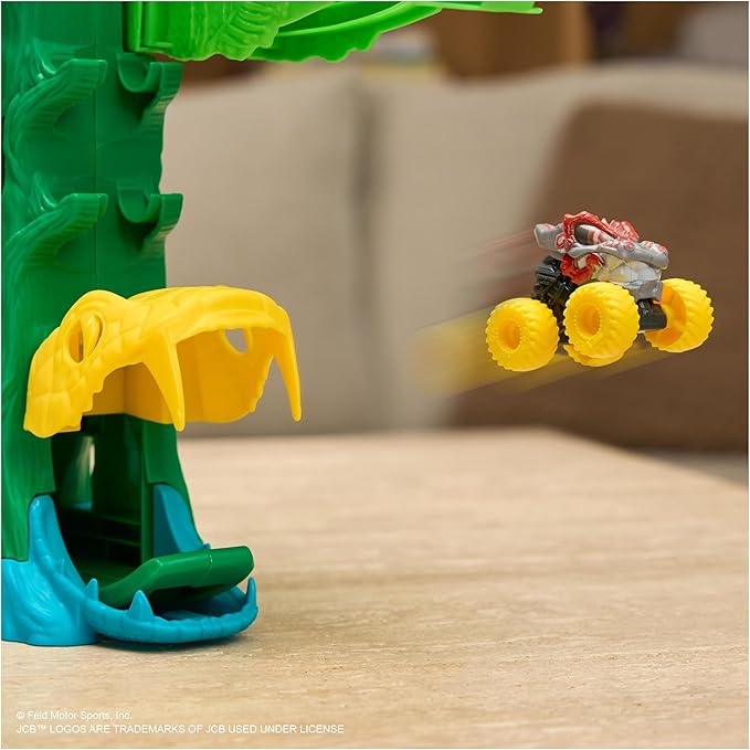 Monster Jam Mini Jams: Cobra’s Crazy Escape 71.1 cm Motorised Playset
