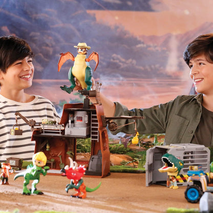 Action Heroes Dino Camp AtaX Playset
