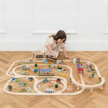 Le Toy Van Wooden London City 120 Piece Train Set